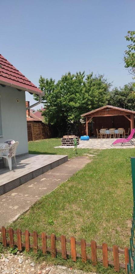 4 Lurkó Apartman Új Apartamento Hajdúszoboszló Exterior foto